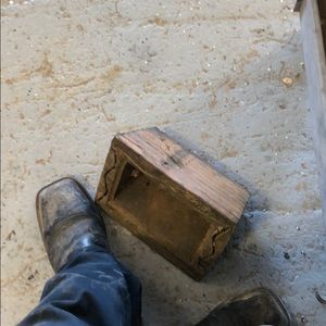 Meet your Posher, Pierre